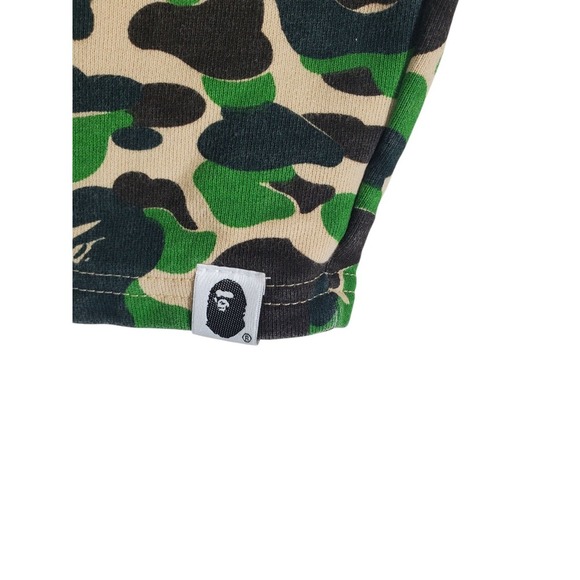 Bathing Ape Undefeated Camo Shorts Mens M 26-32 x8 Elastic Waist Green Beige - Picture 7 of 12